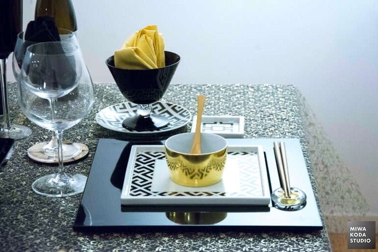 August 15, 2017 マダムのテーブルのファーストセッティング First Setting for Table for Madam _a0307186_18241599.jpg