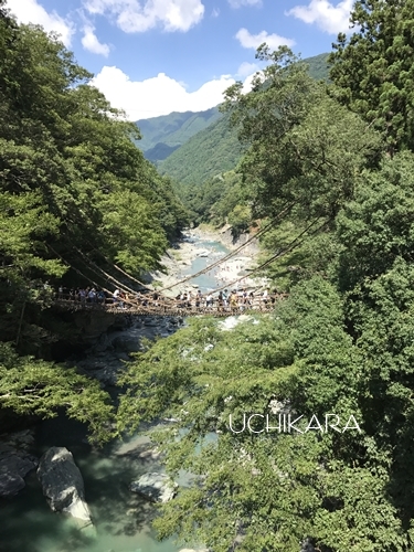 モノより思い出!?旅行で買い足したモノ_a0129661_15405753.jpg