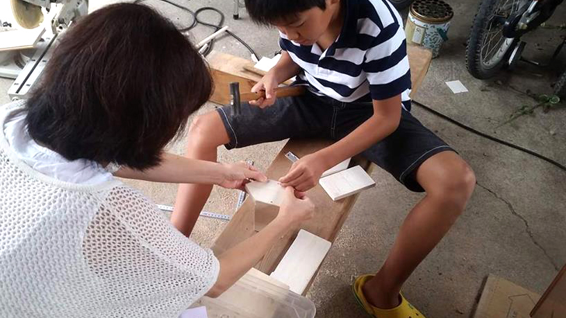 夏休みの工作　｜　小学校の宿題_d0080906_20421910.jpg