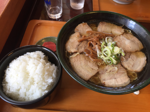 高山ラーメン  高砂_c0150825_22472636.jpg