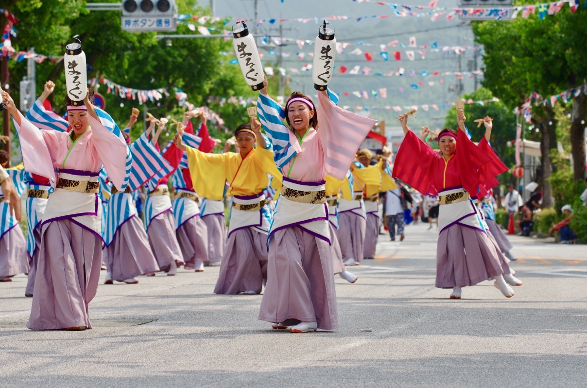 ２０１７高知よさこい祭り本番１日目その２４（まるぐ）_a0009554_13122611.jpg