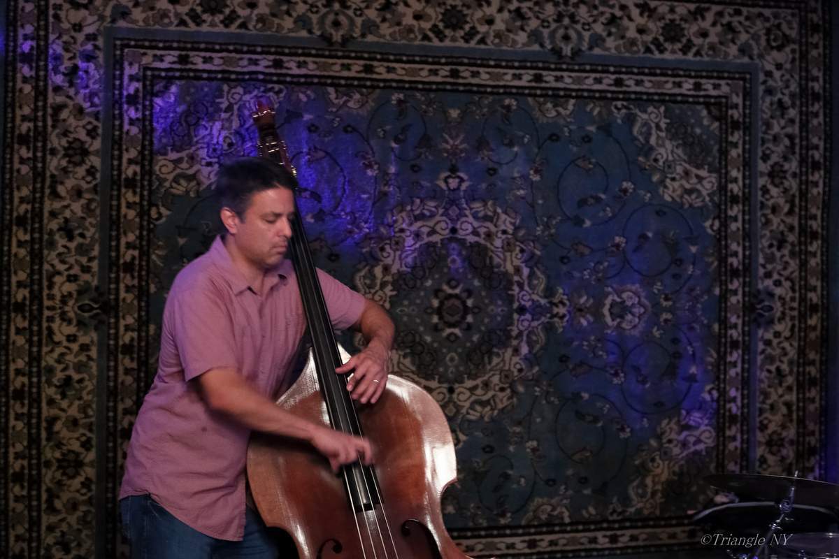 Takeshi Asai Trio @ Brooklyn_a0274805_08122178.jpg