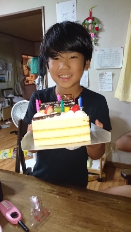 アイドル次男坊、9歳になりました♪_d0191262_08342418.jpg
