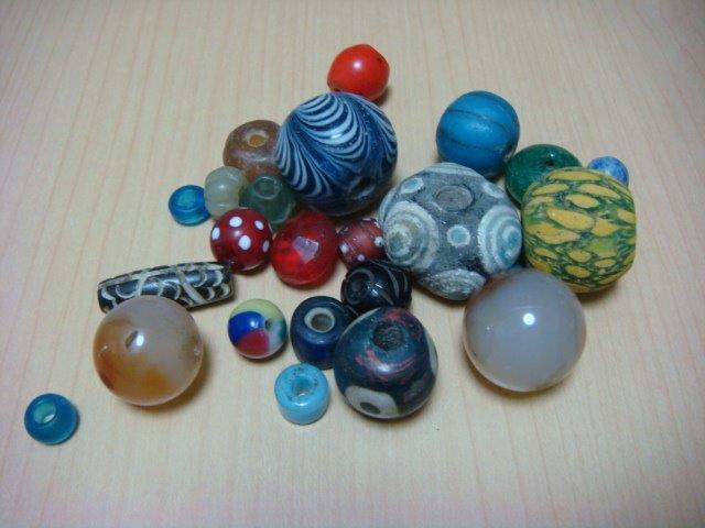 トンボ玉 アンティーク 古代 戦国玉 東周漢王朝 トンボ玉 アンティーク