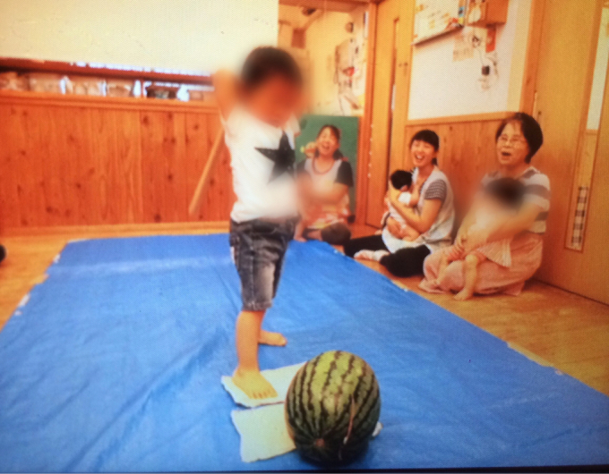 スイカ割り第二回目の様子 3_c0293682_13385092.jpg