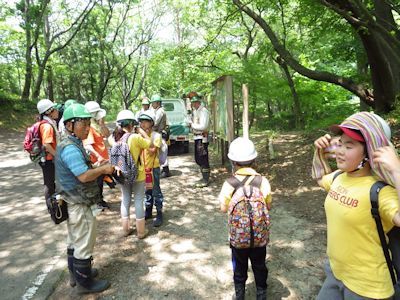 イオン多賀城チアーズクラブの活動 In えがおの森 企業の森づくり活動 協会活動報告 イオン多賀城チアーズクラブの活動 In えがおの森 企業の森づくり活動 協会活動報告