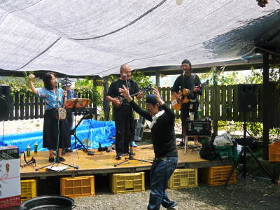 熊本ぶどう 社方園 第10回ぶどう祭り 前編_a0254656_20593043.jpg