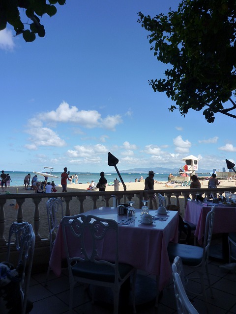 2017年7月　夏休みハワイ（8） Hau Tree Lanai（ハウツリーラナイ）で朝食_a0347778_105752100.jpg