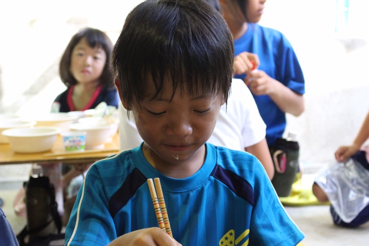 無人島冒険学校〔３日目〕おはようございます！今日もきれいな青空。しっかり食べて、しっかり笑って冒険準備だ。_d0363878_848241.jpg