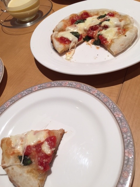 家から歩いて 夜のCAFE・・・_b0187479_11464090.jpg