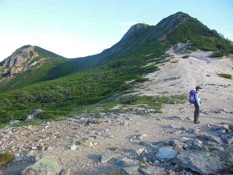 天狗岳（2日目・根石岳山荘～天狗岳～白駒池）_c0034391_09045178.jpg