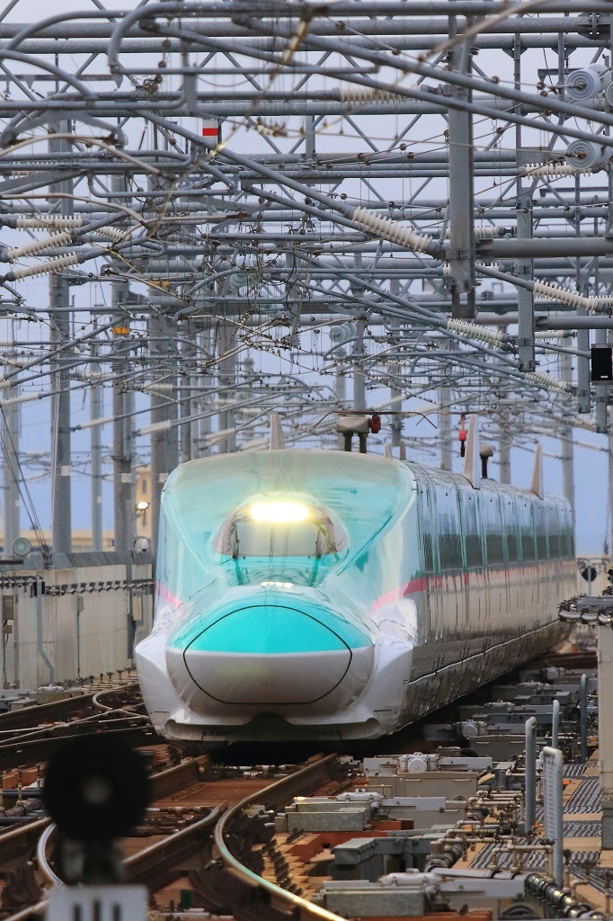 東北新幹線を新青森駅構内及び界隈の定番ポイントで！_c0349300_20135012.jpg