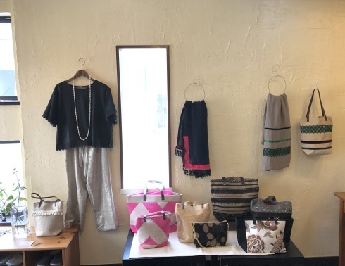 shop 始まりました！_b0018004_22132057.jpg