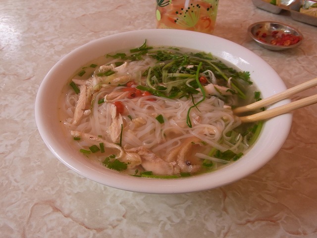 フォー phở　は牛が本来の味：ベトナム_a0183811_08293607.jpg