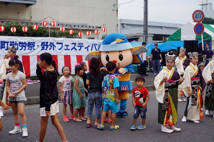 ■デジBookにて追伸です。第３４回　愛川町勤労祭野外フェスティバルのご紹介。_b0033423_03080390.jpg