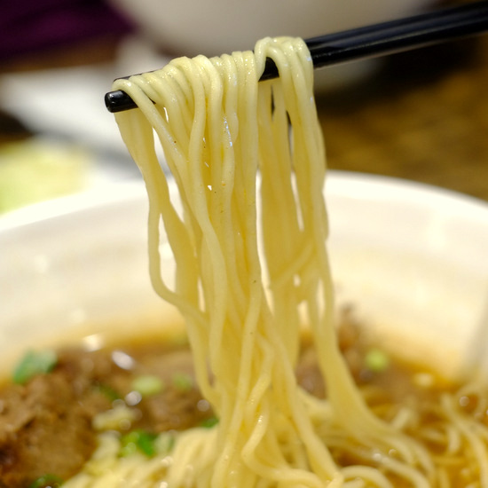 「台湾2017 牛肉麺にマンゴーかき氷!お餅も食べに行って初日終了!」_a0000029_2275433.jpg