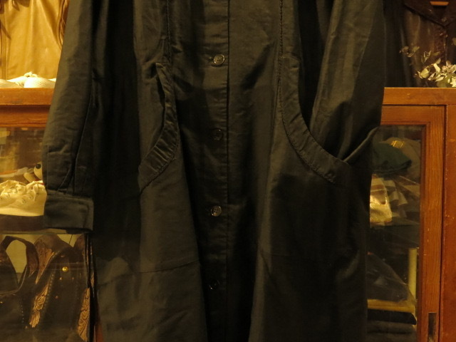 \"1940\'S FRENCH MOLESKIN DRESS SMOCK\"ってこんなこと。_c0140560_16323669.jpg