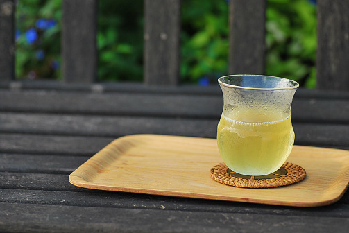 8 22 キンキンに冷えた緑茶 あなたに似た花 8 22 キンキンに冷えた緑茶 あなたに似た花