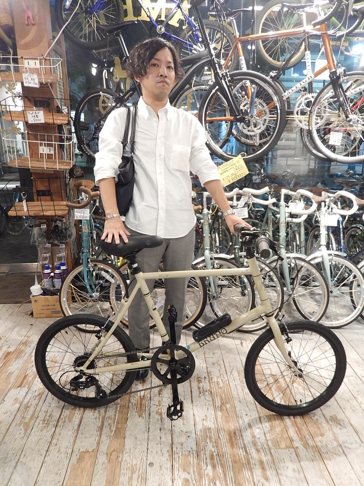 8月24日　渋谷　原宿　の自転車屋　FLAME bike前です_e0188759_18580848.jpg