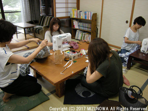 それぞれのもんぺ_d0255366_10375509.jpg