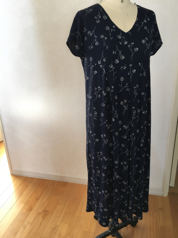 ロングワンピース_e0060341_00060406.jpg