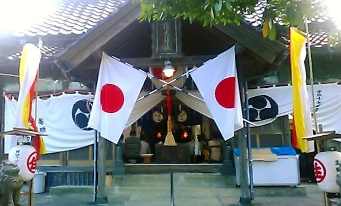 住吉神社　本日祭り_b0163804_21143357.jpg