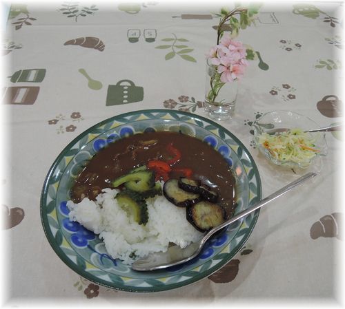 暑い日にはおやじが作るカレーがおいしい★_f0223914_01210481.jpg