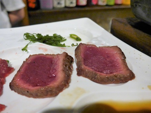 吉祥寺「ホルモン酒場　焼酎家　わ」へ行く。_f0232060_1657632.jpg