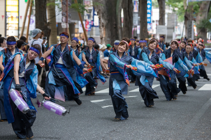 よさこいは 踊りと笑顔_a0261169_22160271.jpg