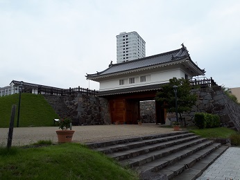 甲府城_e0033570_19395496.jpg