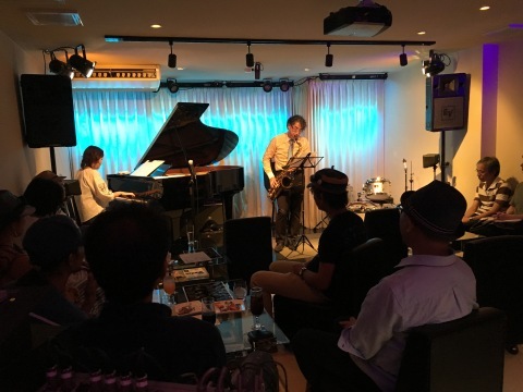 Jazzlive comin 明日月曜日のライブ と  9月のライブスケジュール_b0115606_10000213.jpg