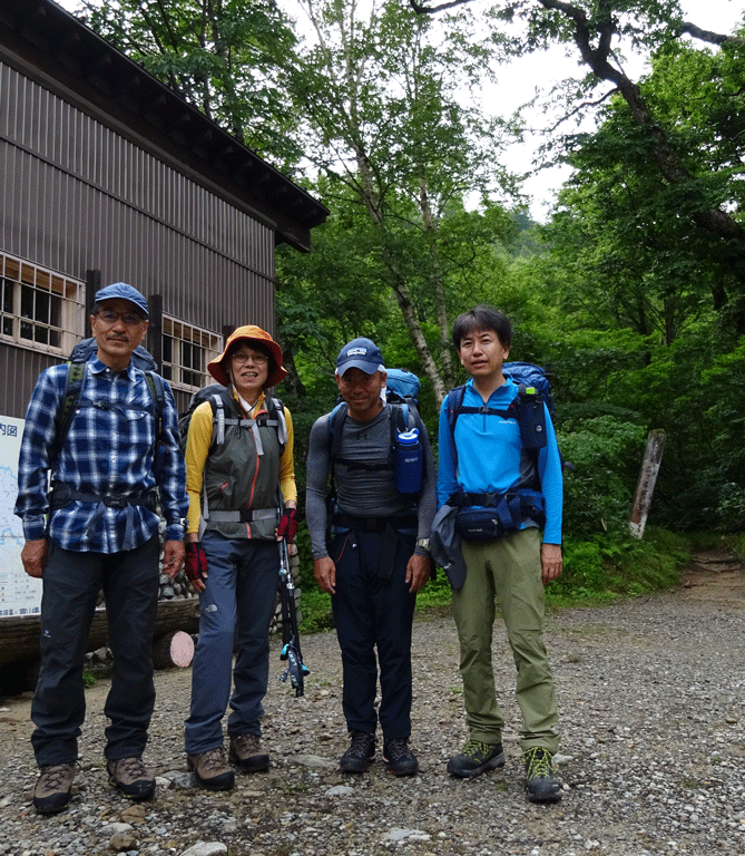 ☆ 日本最後の秘境を歩く “ 北ア・水晶岳～鷲羽岳～笠ヶ岳 ” ：８月１７日（木）夜～２１日（月）_e0371039_8374036.gif