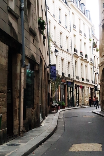 d0353281_01222511.jpg