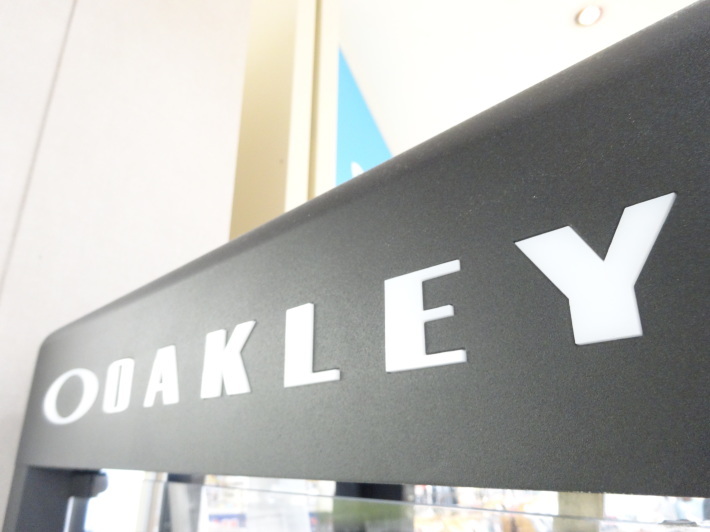 ☆　OAKLEY　アウトレットSALE　継続のお知らせ　☆　_a0307182_20424716.jpg