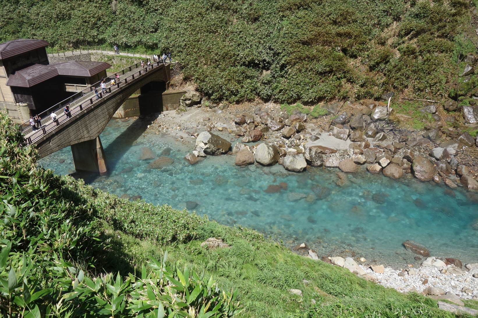 f0348933_22353468.jpg