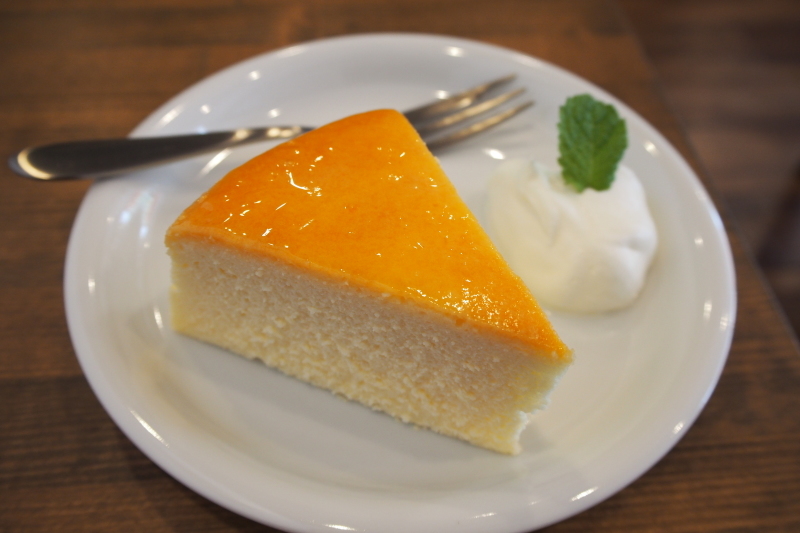 【喫茶店は「ゆとり」をもたらせてくれる】喫茶 黒猫_b0008655_19045844.jpg