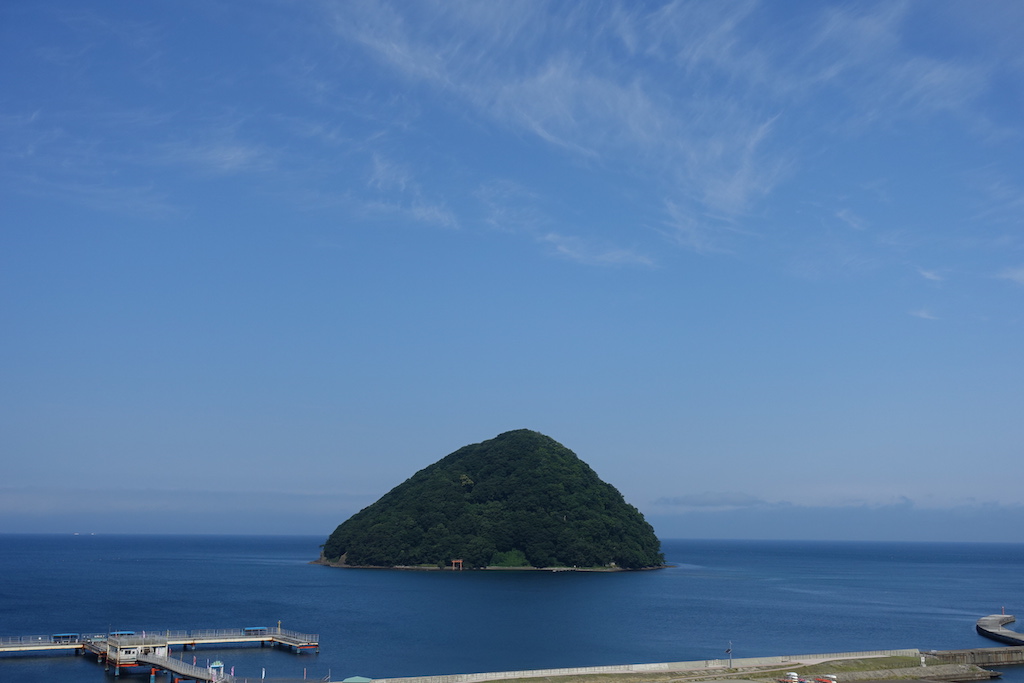 歴史家は「コメンテーター」になるな_b0015356_123462.jpg