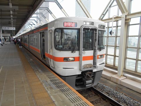 真夏の北日本海鉄道 1 (ひかりレールスター/太多線)_b0005281_2117715.jpg