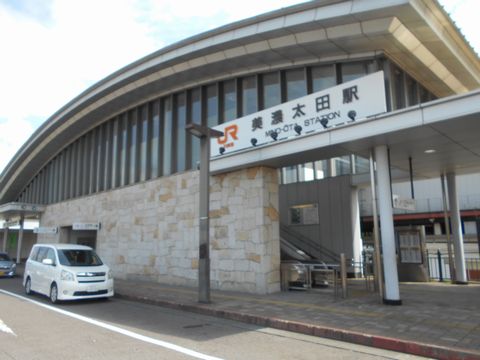 真夏の北日本海鉄道 1 (ひかりレールスター/太多線)_b0005281_2118083.jpg