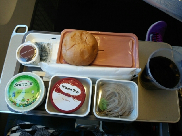 【滞在中】今回の機内食（CX451）2017年8月_e0047657_20463693.jpg