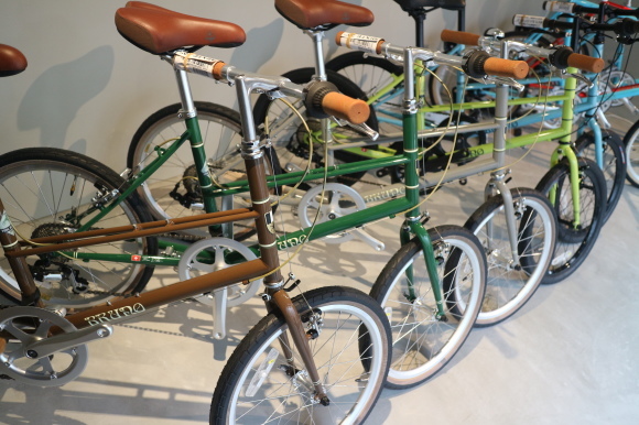 8月29日 渋谷 原宿 の自転車屋 FLAME bike前です_e0188759_19343292.jpg