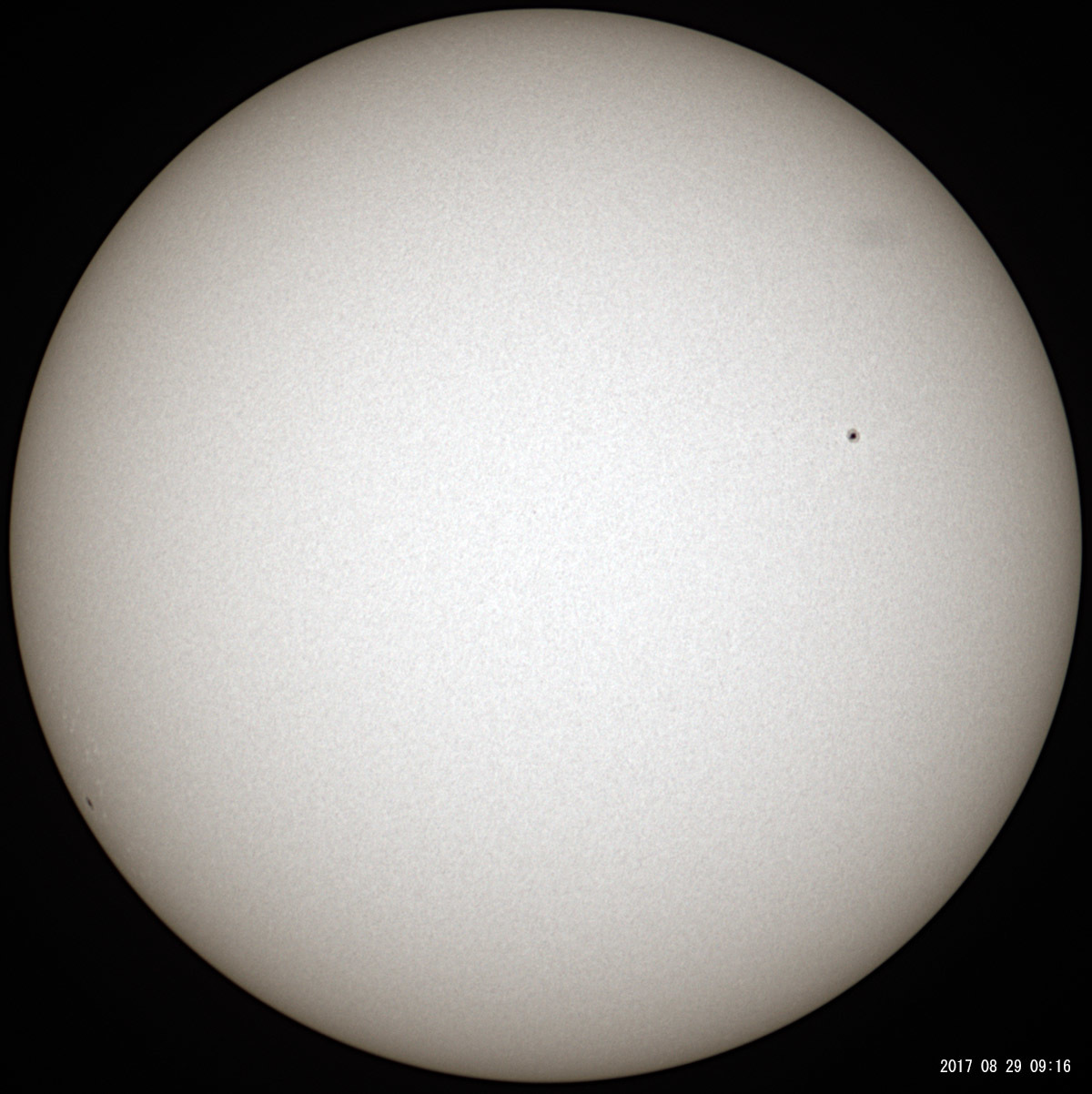 8月29日の太陽_e0174091_16164770.jpg