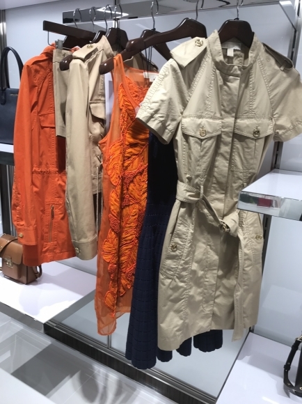 Michael Kors Collection & MICHAEL Michael Kors 2018 RESORT/HOLIDAY 展示会_d0339889_17472708.jpg