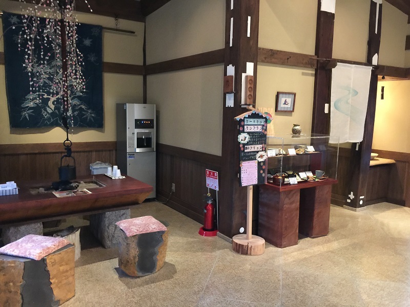 観光の脆さ_f0076731_07121204.jpg