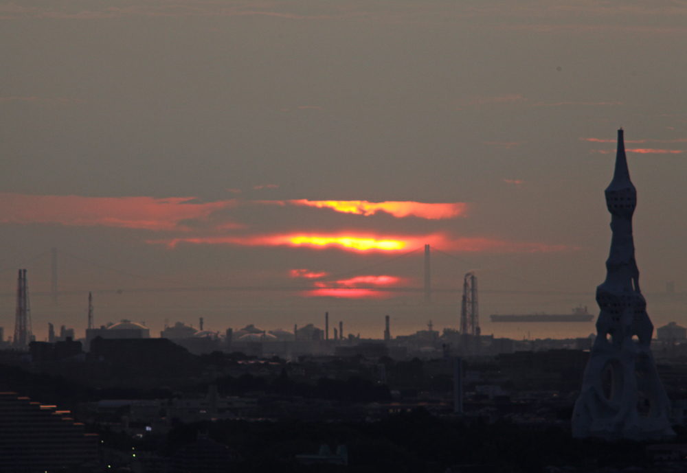 大阪　河南町　持尾　明石海峡大橋に沈む夕日_c0108146_23220165.jpg