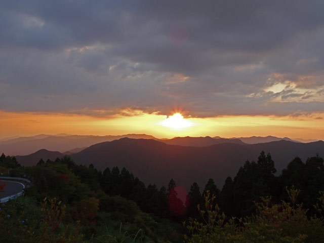晩夏の野迫川探検!〜山上の集落から脱出せよ!_c0107075_14451374.jpg