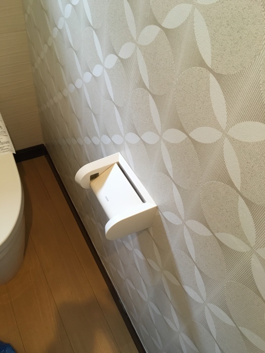 トイレ交換 TOTO タンクレス_e0243413_11551987.jpg