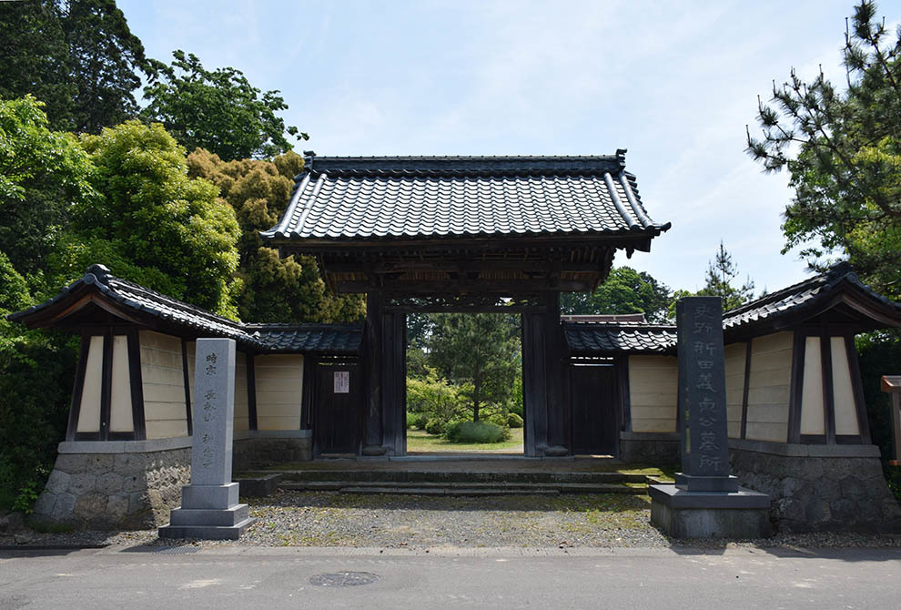 太平記を歩く。　その１２０　「新田義貞墓所（称念寺）」　福井県坂井市_e0158128_19394745.jpg