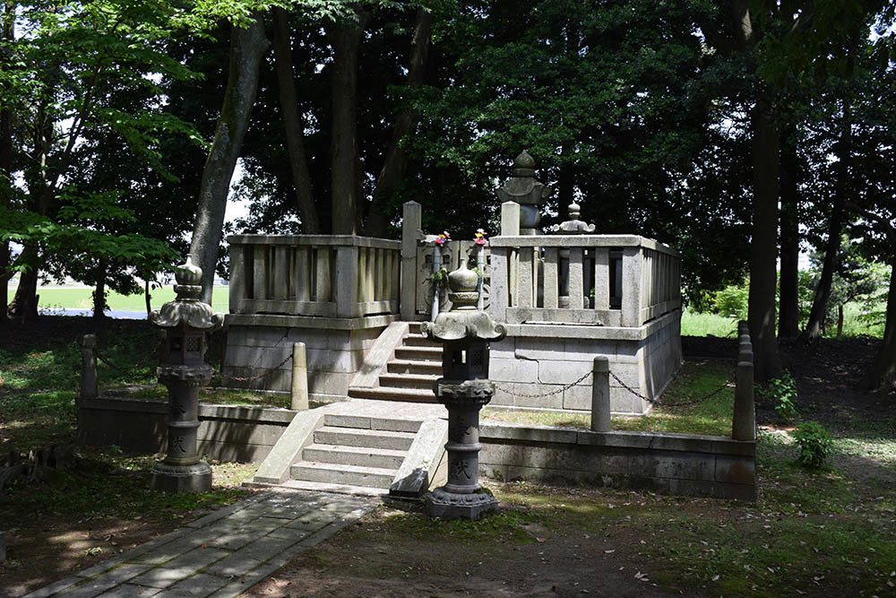 太平記を歩く。　その１２０　「新田義貞墓所（称念寺）」　福井県坂井市_e0158128_19532004.jpg