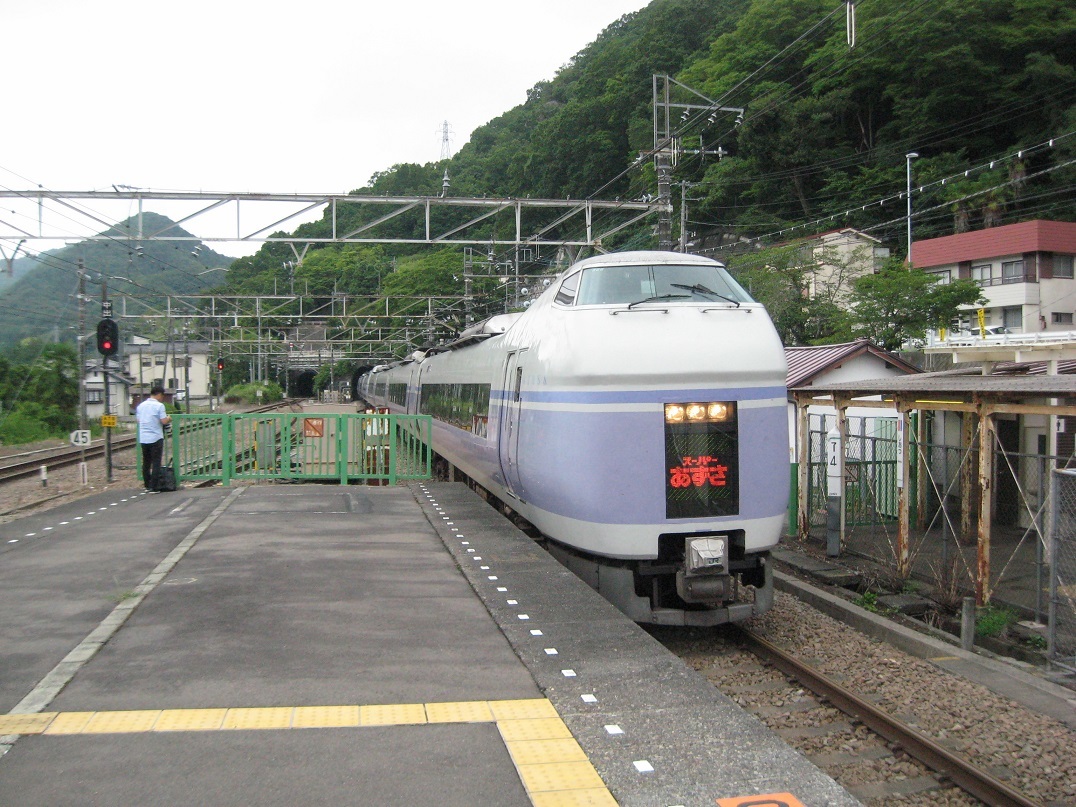 18きっぷの旅・夏編　ゴールの高尾駅へ_f0281398_10044452.jpg